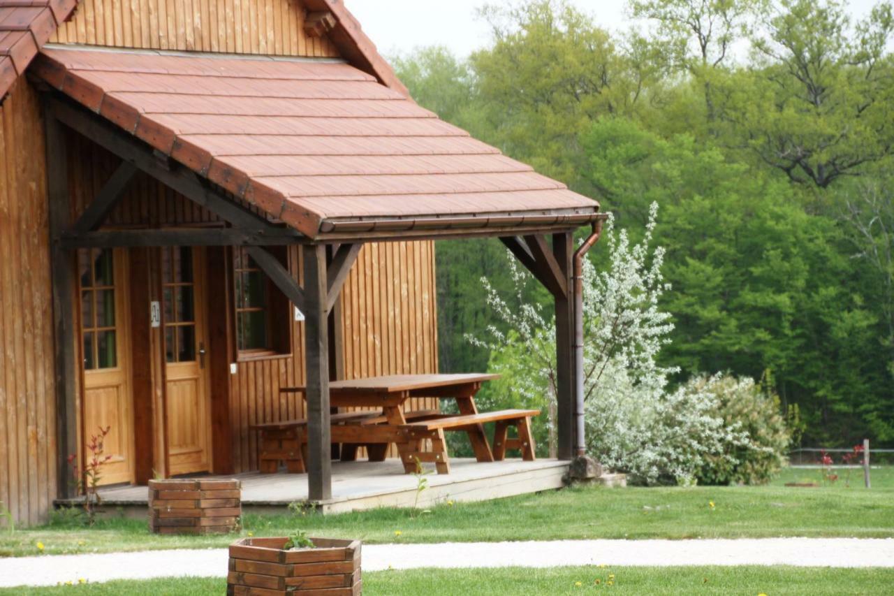Le Hameau Des Grilles Villa Saint-Fargeau  Dış mekan fotoğraf