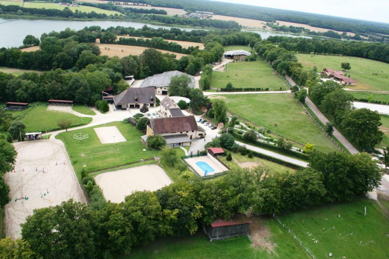 Le Hameau Des Grilles Villa Saint-Fargeau  Dış mekan fotoğraf